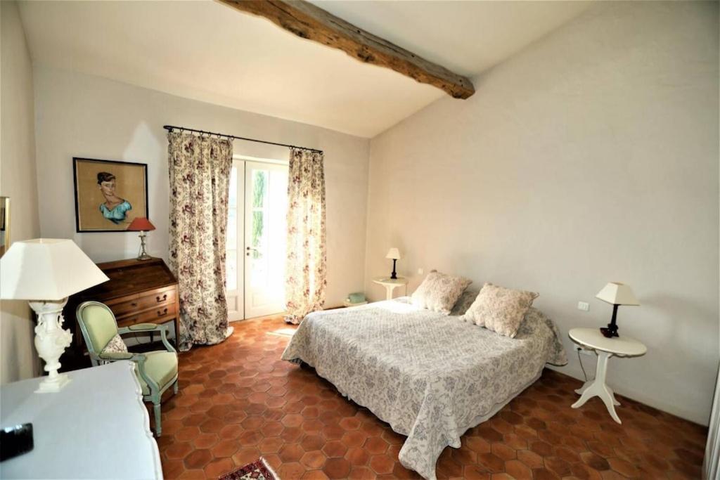 In Gordes, Facing The Entire Luberon Park A Beautiful 5 Bedrooms House Dış mekan fotoğraf